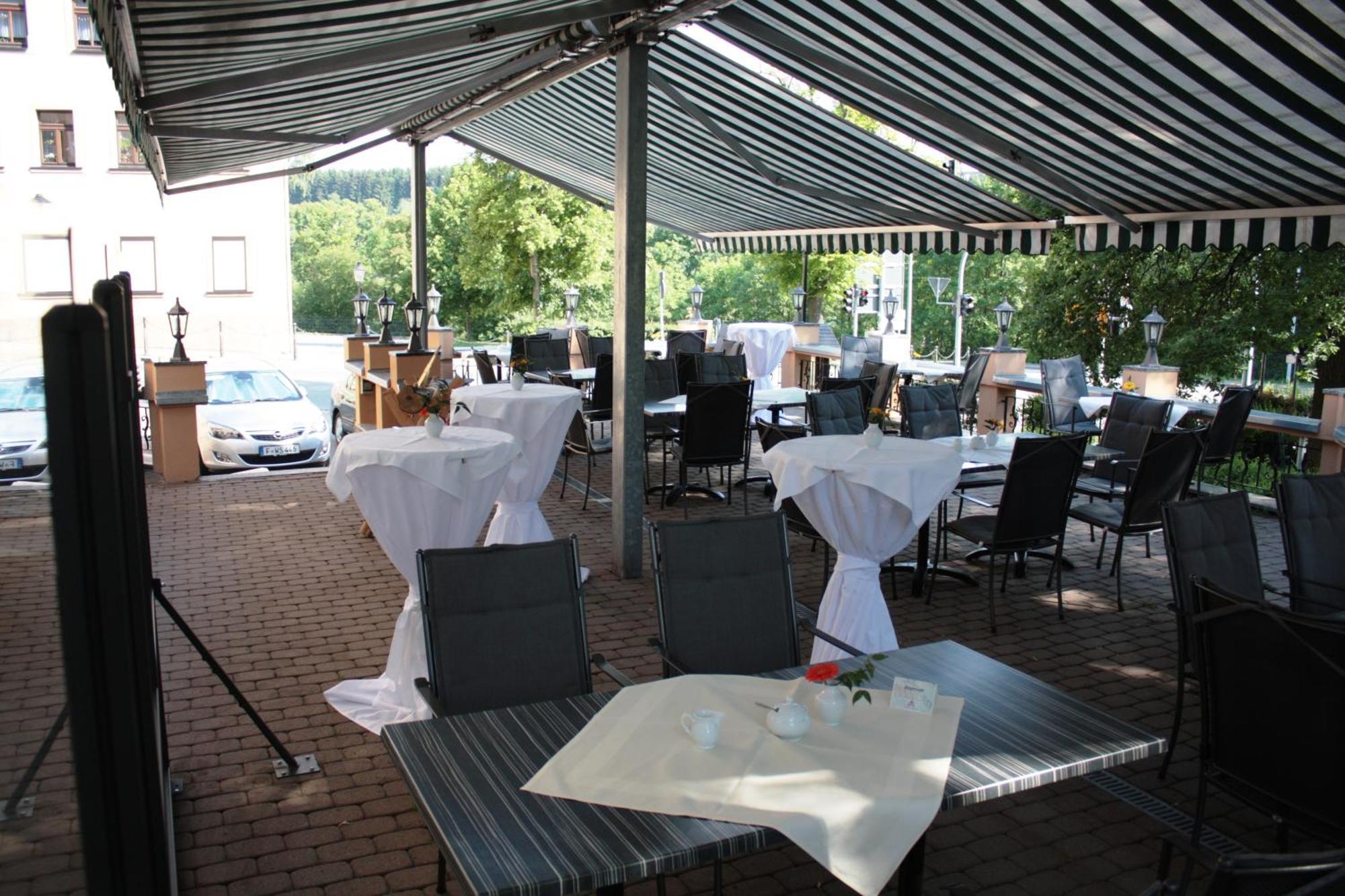 Hotel Weisses Ross Marienberg Buitenkant foto