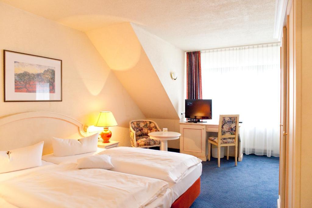 Hotel Weisses Ross Marienberg Kamer foto